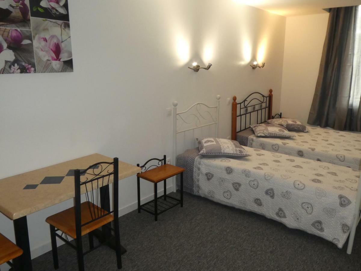 Phoenix Beziers Bagian luar foto